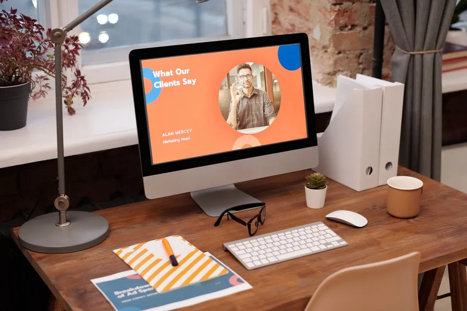 Paid advertising service photograph